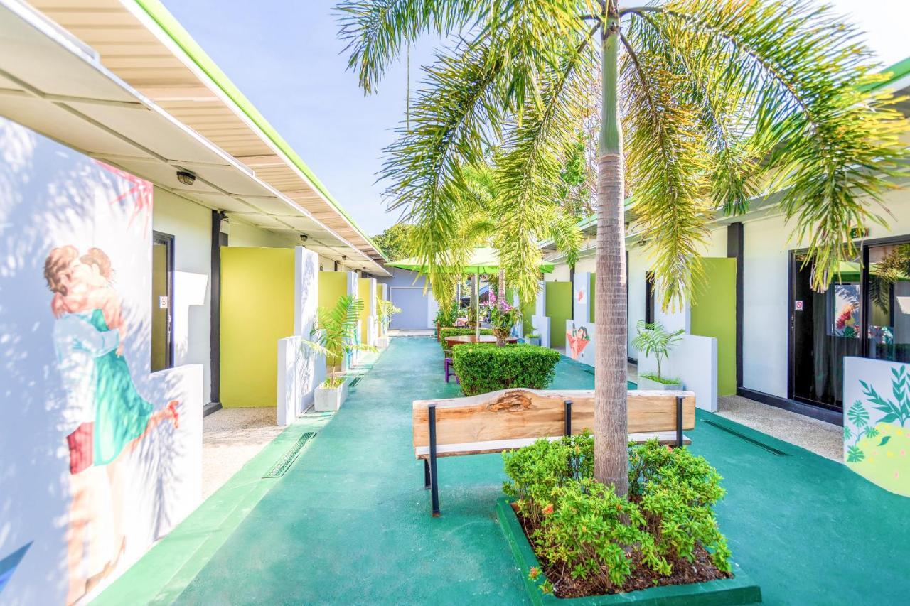 Oyo 450 Rawai Studios Resort المظهر الخارجي الصورة